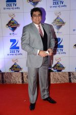 Ayub Khan at Zee Rishtey Awards in Mumbai on 21st Nov 2015